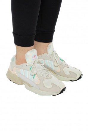 Buty sportowe ‘yung-1’, zdjęcie 2 Buty sportowe ‘yung-1’ od ADIDAS Originals